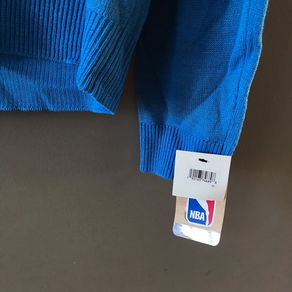 NBA Oklahoma City Thunder Sweater Men’s M Basketball - Picture 3 of 4